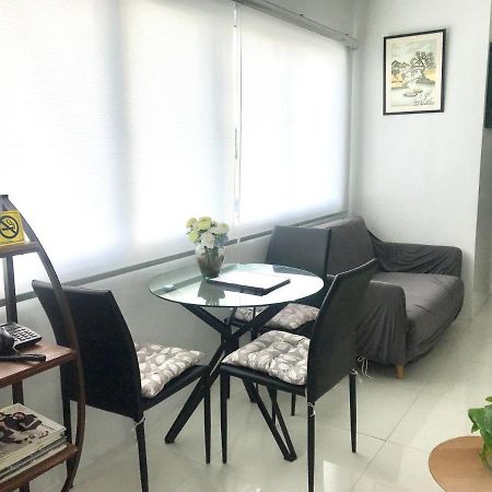 Cozy And Full Service Condo At The Heart Of Bacolod Exterior foto