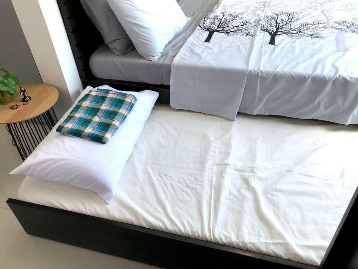 Cozy And Full Service Condo At The Heart Of Bacolod Exterior foto